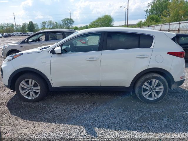 KNDPMCAC3K7593702 KIA Sportage Lx