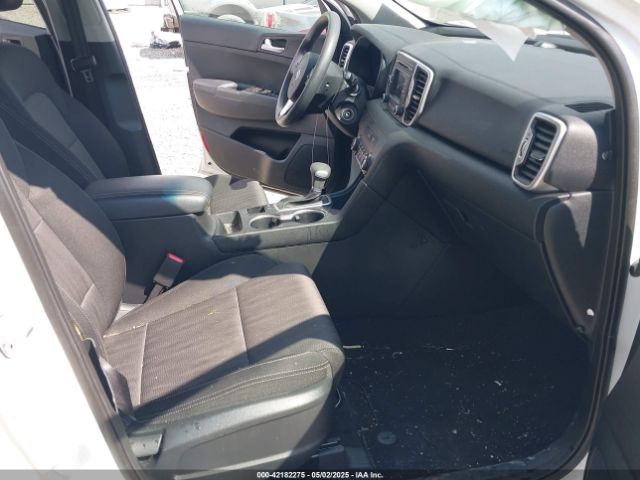 KNDPMCAC3K7593702 KIA Sportage Lx