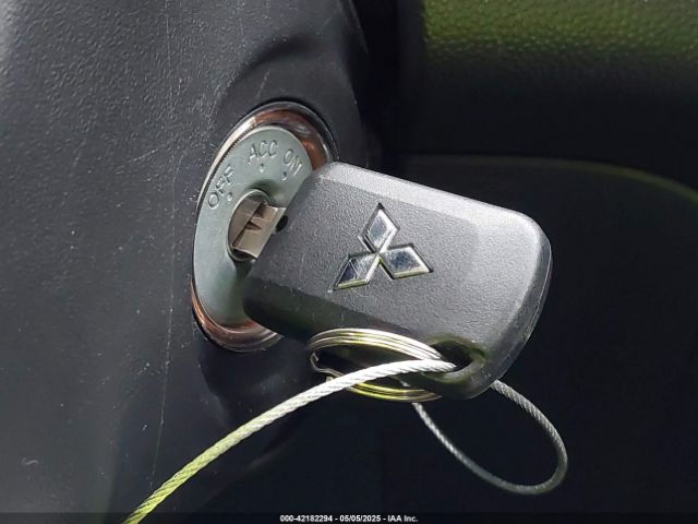 ML32F3FJ4HHF08080 Mitsubishi 2017
