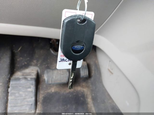 NM0GE9G73E1151243 Ford Transit Connect Titanium