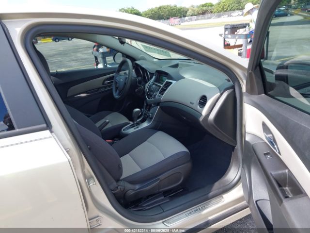 1G1PA5SH8E7326020 Chevrolet Cruze Ls Auto