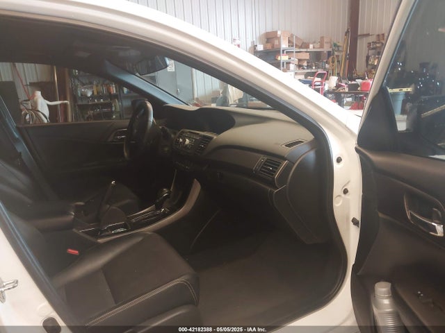 1HGCR2F55GA027833 Honda Accord Sport