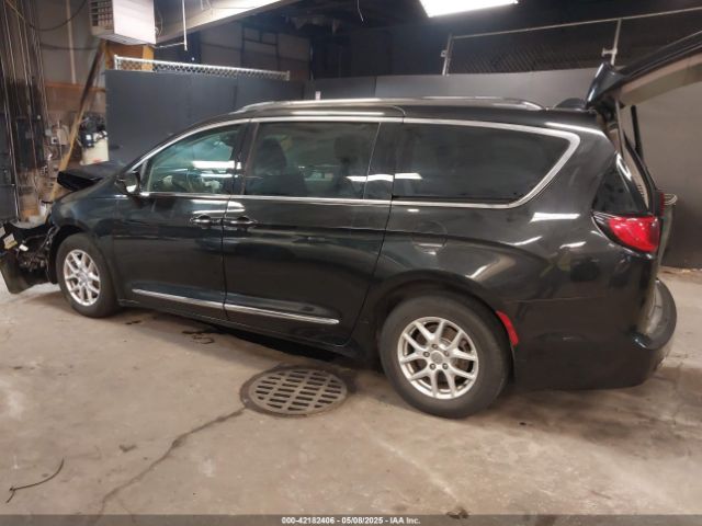 2020 CHRYSLER PACIFICA 2C4RC1BG2LR280156 Photo 2