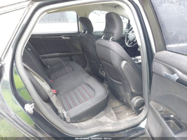 3FA6P0HD4ER102833 Ford FUSION SE
