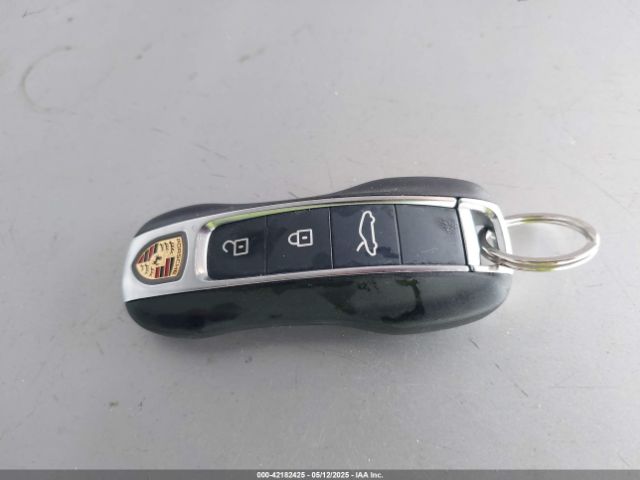 WP0CA2A90RS238404 Porsche 911
