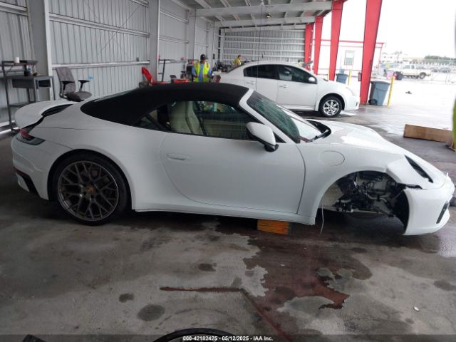 WP0CA2A90RS238404 Porsche 911