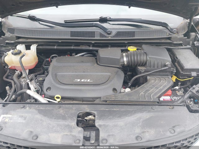 2C4RC1BG8JR262158 Chrysler Pacifica Touring L