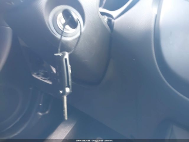 KNDJN2A25F7776125 KIA Soul