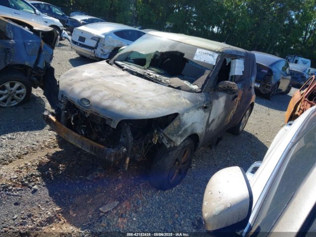 KNDJN2A25F7776125 KIA Soul