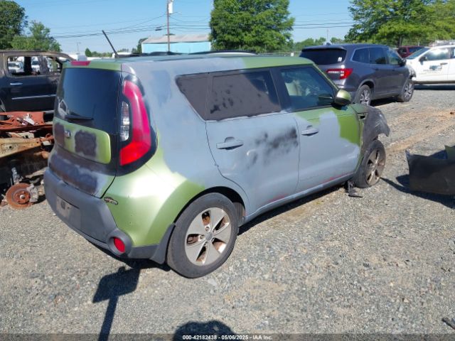 KNDJN2A25F7776125 KIA Soul