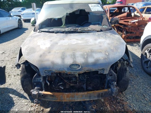 KNDJN2A25F7776125 KIA Soul