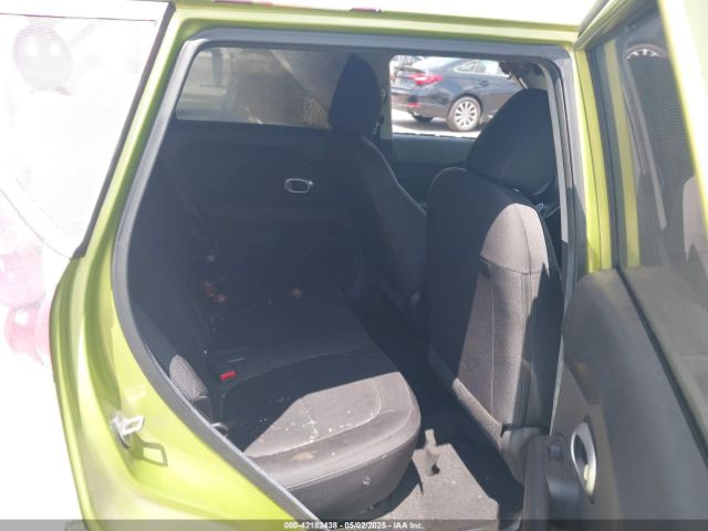 KNDJN2A25F7776125 KIA Soul