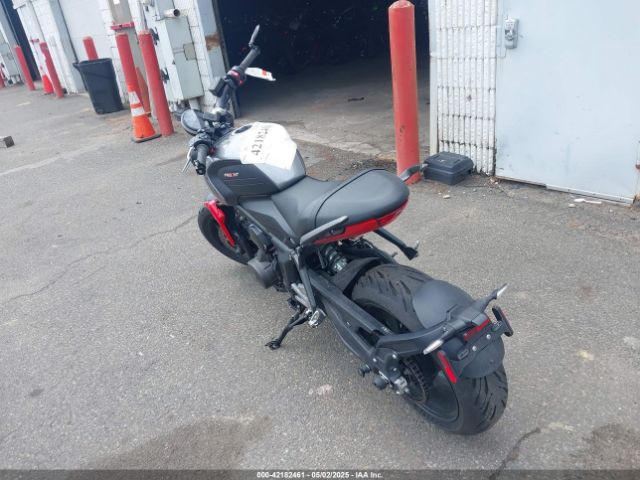 2023 TRIUMPH MOTORCYCLE TRIDENT 660 SMTL10UL4PTBE8465 Photo 2