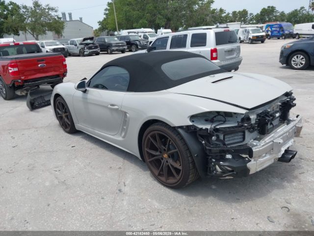 2024 PORSCHE 718 BOXSTER WP0CA2A84RK206112 Photo 2