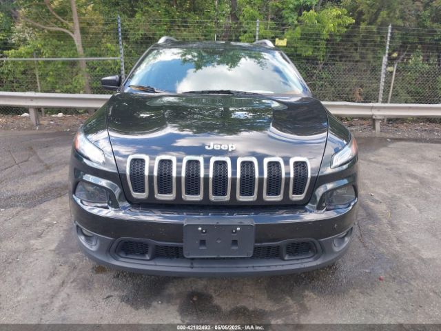 1C4PJMCB4FW648897 Jeep Cherokee Latitude