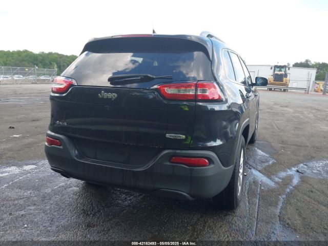 1C4PJMCB4FW648897 Jeep Cherokee Latitude