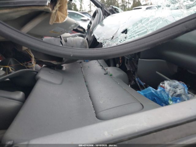 2004 CHRYSLER TOWN & COUNTRY 2C4GP54L04R534395 Photo 4