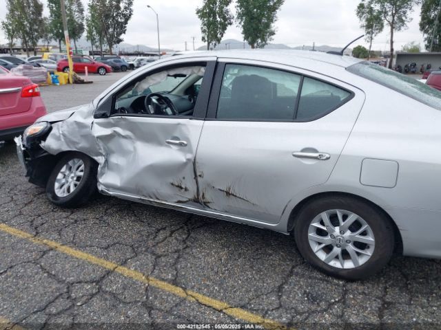 3N1CN7AP8JL841171 Nissan Versa 1.6 Sv