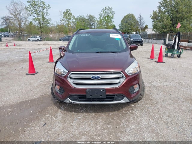 1FMCU9GD4JUB52318 Ford ESCAPE SE