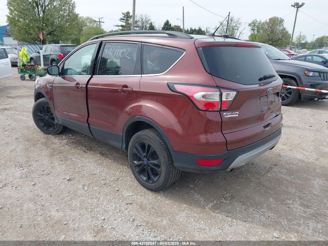 1FMCU9GD4JUB52318 Ford ESCAPE SE