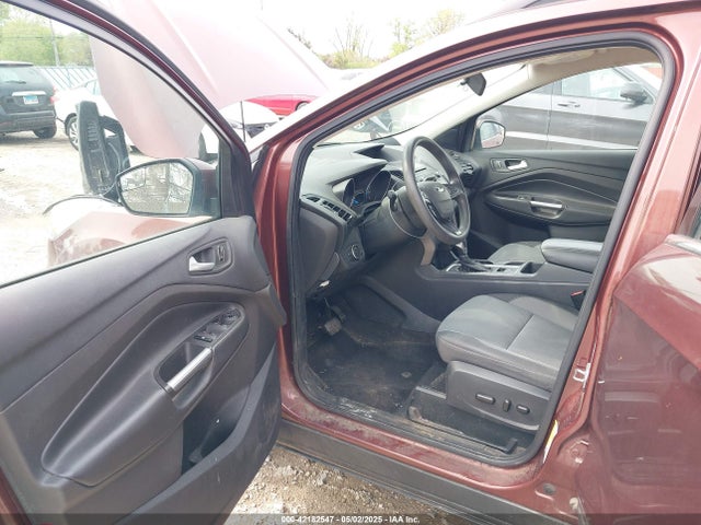 1FMCU9GD4JUB52318 Ford ESCAPE SE