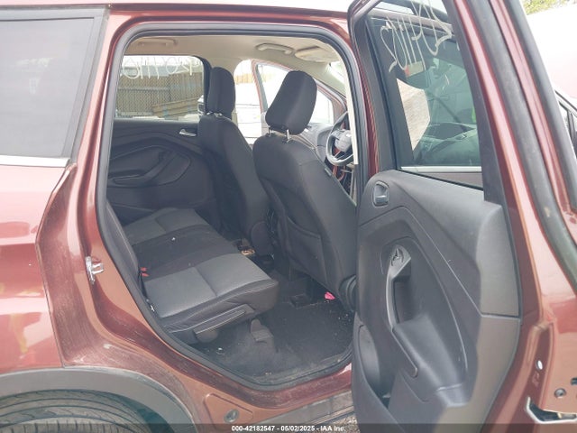 1FMCU9GD4JUB52318 Ford ESCAPE SE