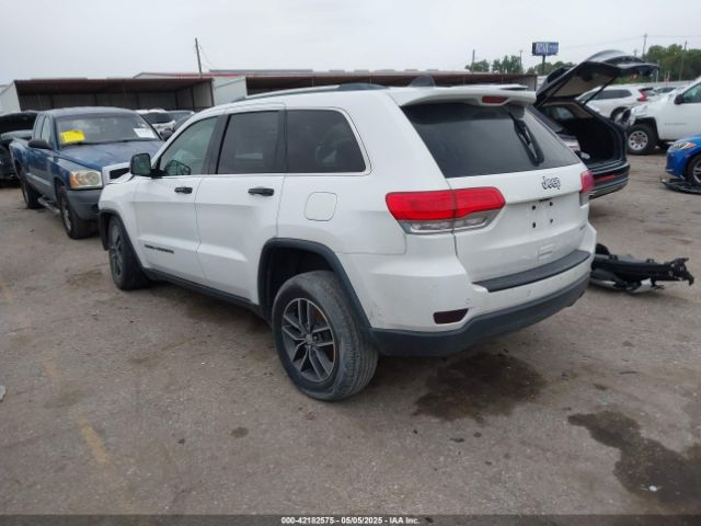 2018 JEEP GRAND CHEROKEE 1C4RJEBG5JC221735 Photo 2