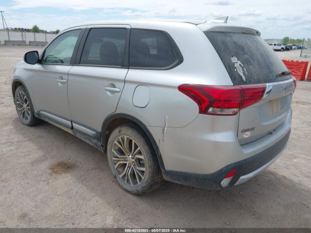 2018 MITSUBISHI OUTLANDER JA4AZ3A39JZ042985 Photo 2