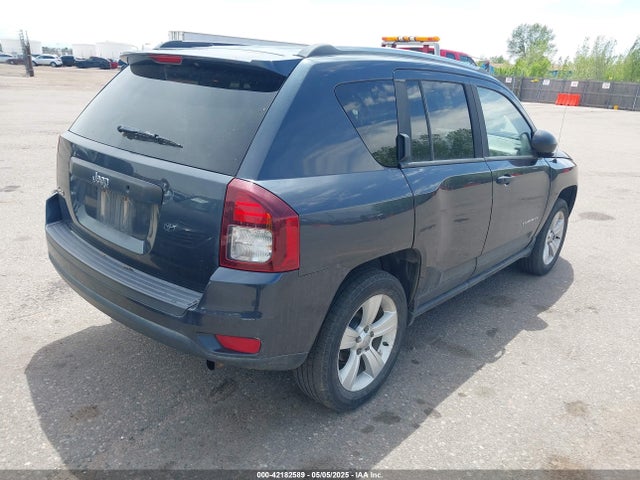 1C4NJDBB6FD152147 Jeep Compass Sport