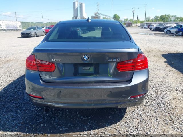 WBA3C3C54EP661409 BMW 320i Xdrive