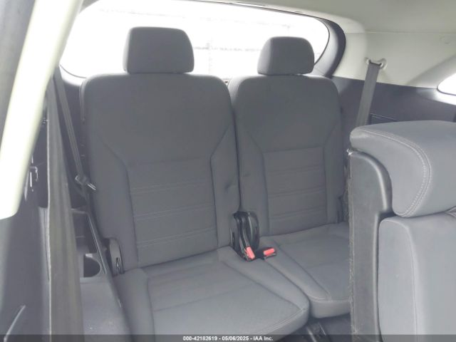 5XYPG4A51GG011668 KIA Sorento 3.3l Lx