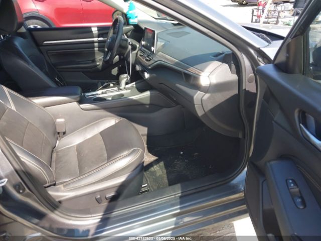 1N4BL4EV4KC189223 Nissan 2019