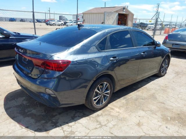 3KPF24AD9RE819395 KIA Forte Lxs