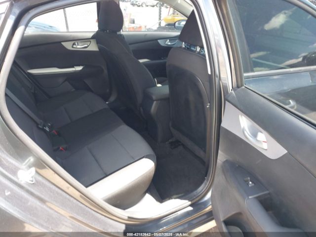 3KPF24AD9RE819395 KIA Forte Lxs