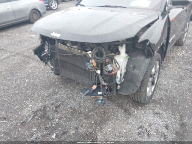 3C4NJDCBXJT333639 Jeep Compass Limited 4x4