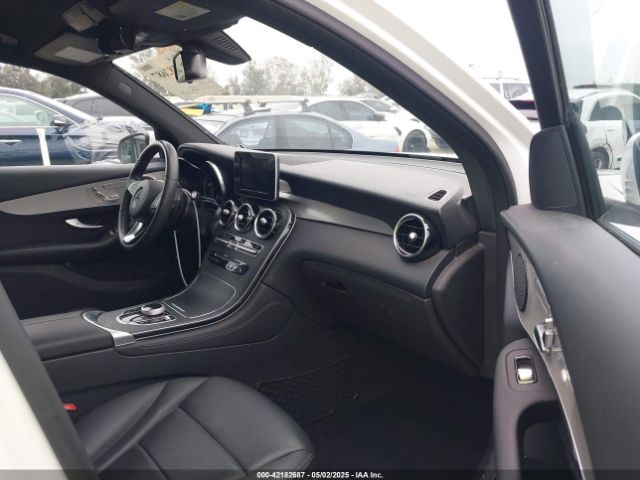 WDC0G4JB0KF669334 Mercedes-Benz GLC 300