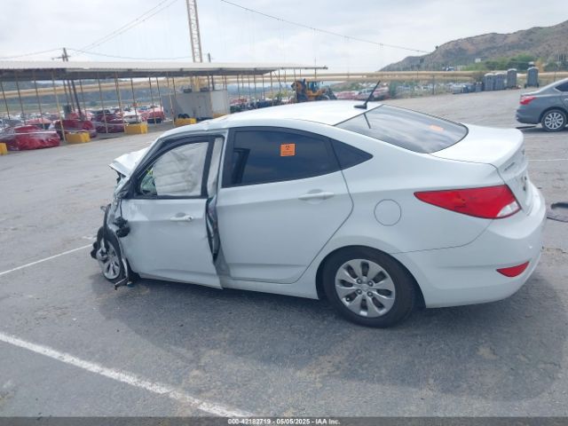 KMHCT4AE2HU372039 Hyundai ACCENT SE