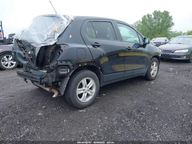 KL7CJKSB6LB324435 Chevrolet Trax Fwd Ls