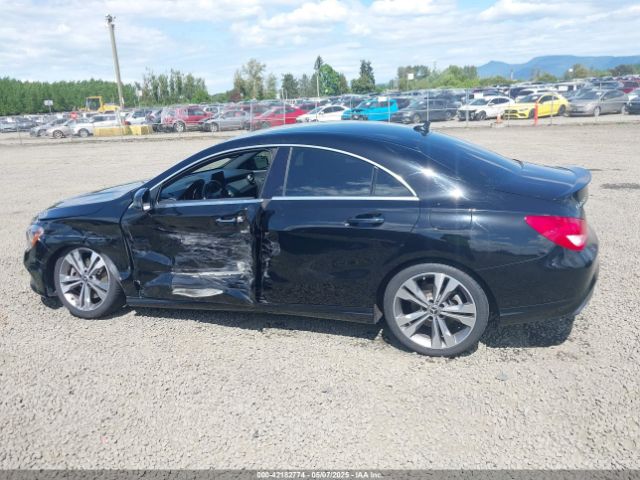 WDDSJ4GB4KN725228 Mercedes-Benz CLA 250 4MATIC