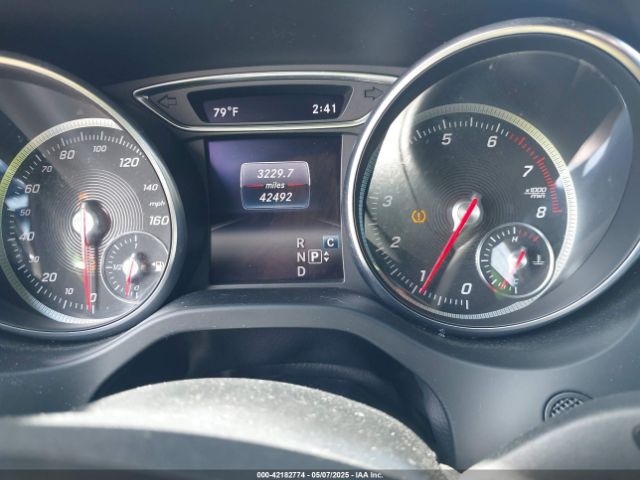 WDDSJ4GB4KN725228 Mercedes-Benz CLA 250 4MATIC