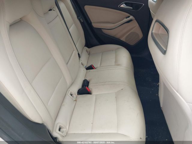 2018 MERCEDES-BENZ CLA 250 WDDSJ4GB0JN675250 Photo 7