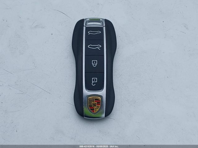 WP0AA2Y13RSA10794 Porsche Taycan