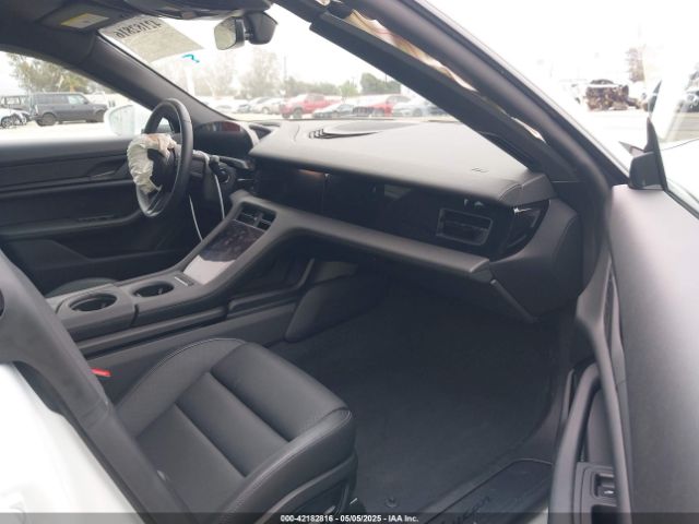 WP0AA2Y13RSA10794 Porsche Taycan