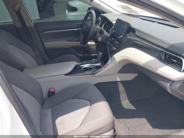 4T1C11AK1MU448211 Toyota CAMRY LE