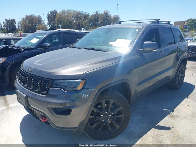 1C4RJFBG5JC360978 Jeep Grand Cherokee