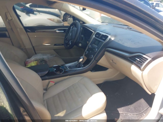 3FA6P0HD7FR265557 Ford FUSION SE