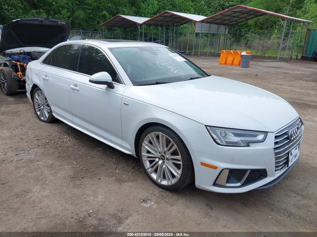 2019 AUDI A4 WAUENAF47KN014343 Photo 0