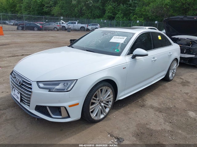 2019 AUDI A4 WAUENAF47KN014343 Photo 1