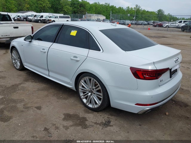 2019 AUDI A4 WAUENAF47KN014343 Photo 2
