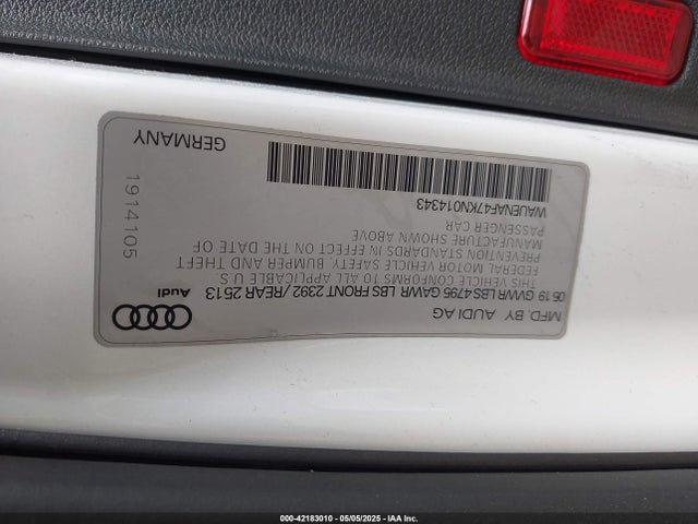 2019 AUDI A4 WAUENAF47KN014343 Photo 8